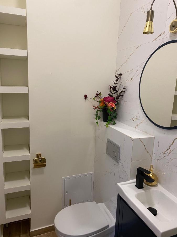 Przytulny I Nowoczesny Apartament Malgosi, 10 Min Pieszo Od Dworca I Galerii Katowice Esterno foto