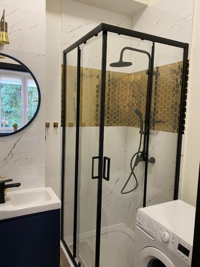 Przytulny I Nowoczesny Apartament Malgosi, 10 Min Pieszo Od Dworca I Galerii Katowice Esterno foto