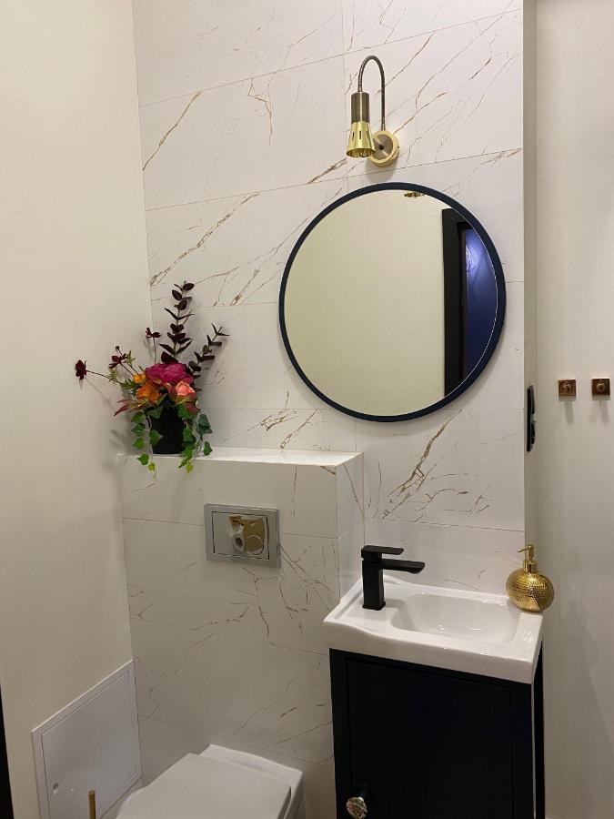 Przytulny I Nowoczesny Apartament Malgosi, 10 Min Pieszo Od Dworca I Galerii Katowice Esterno foto